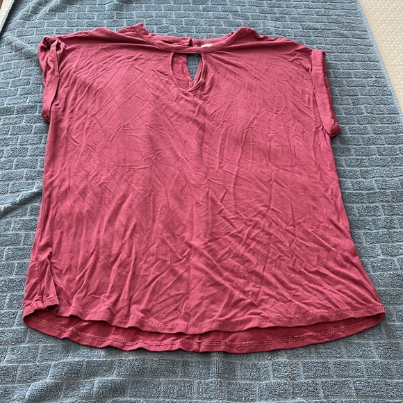 Two women’s tops. Both sz L but fit like a M - Picture 3 of 7